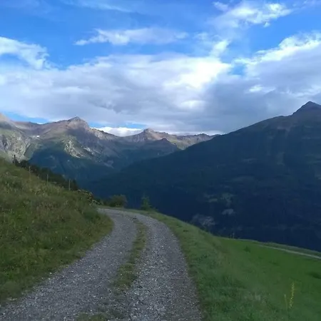 Pied Des Pistes Avec Balcon & Vue 6 Personnes *